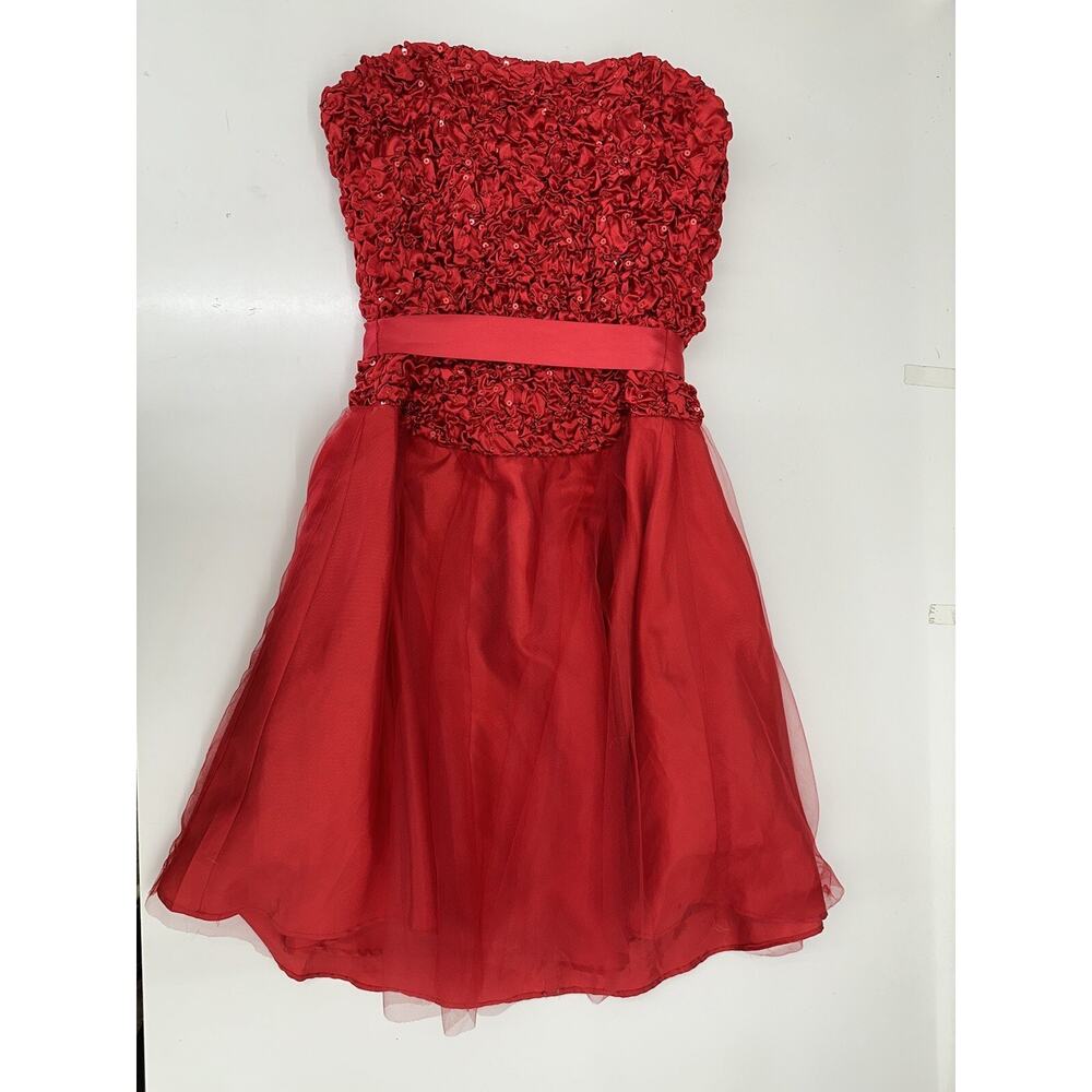 Steppin Out Womens Dress Size 7/8 Red Strapless Cocktail Mini Ruffled Belted